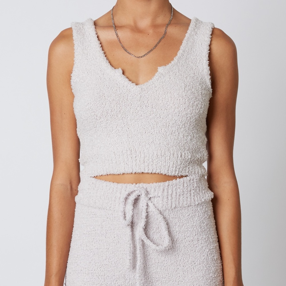 NIA Notched Sweater Tank - Dove